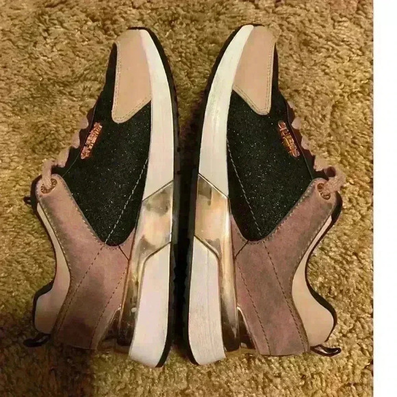 Guess Marilyn Mesh Glitter Sneaker Size 7 - Picture 2 of 8